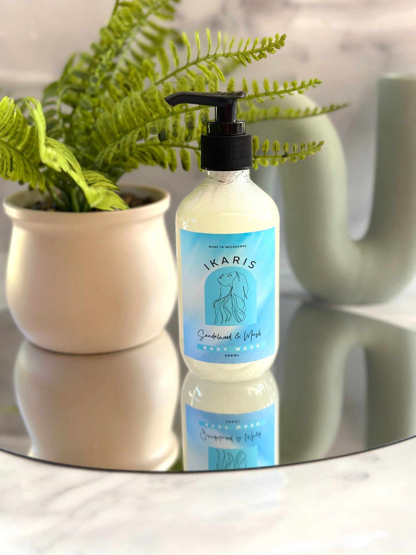 Sandalwood & Musk Premium Body Wash