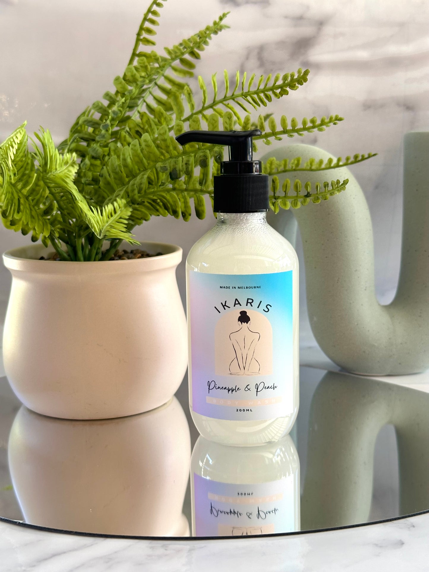 Pineapple & Peach Premium Body Wash