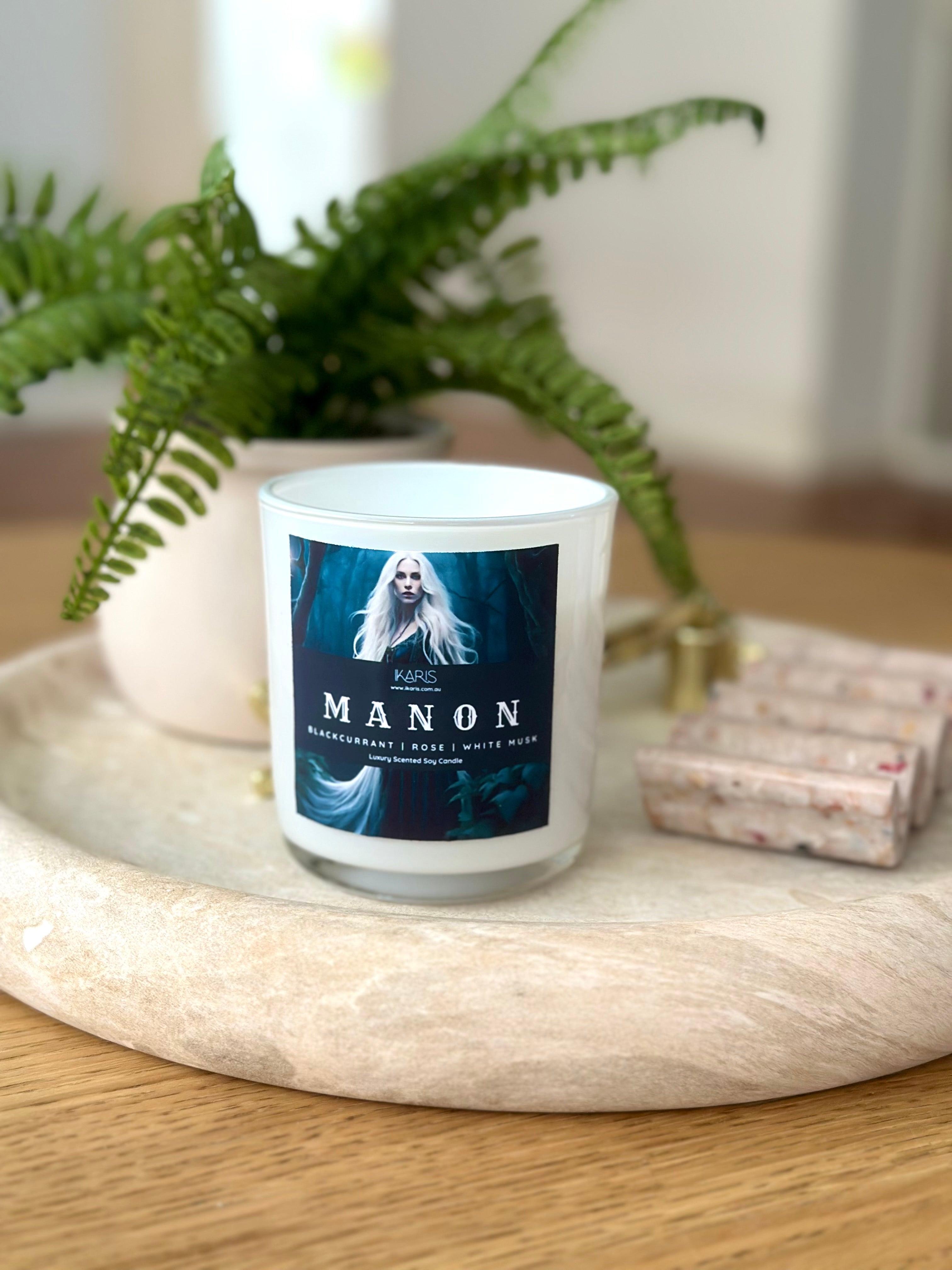Manon Candle