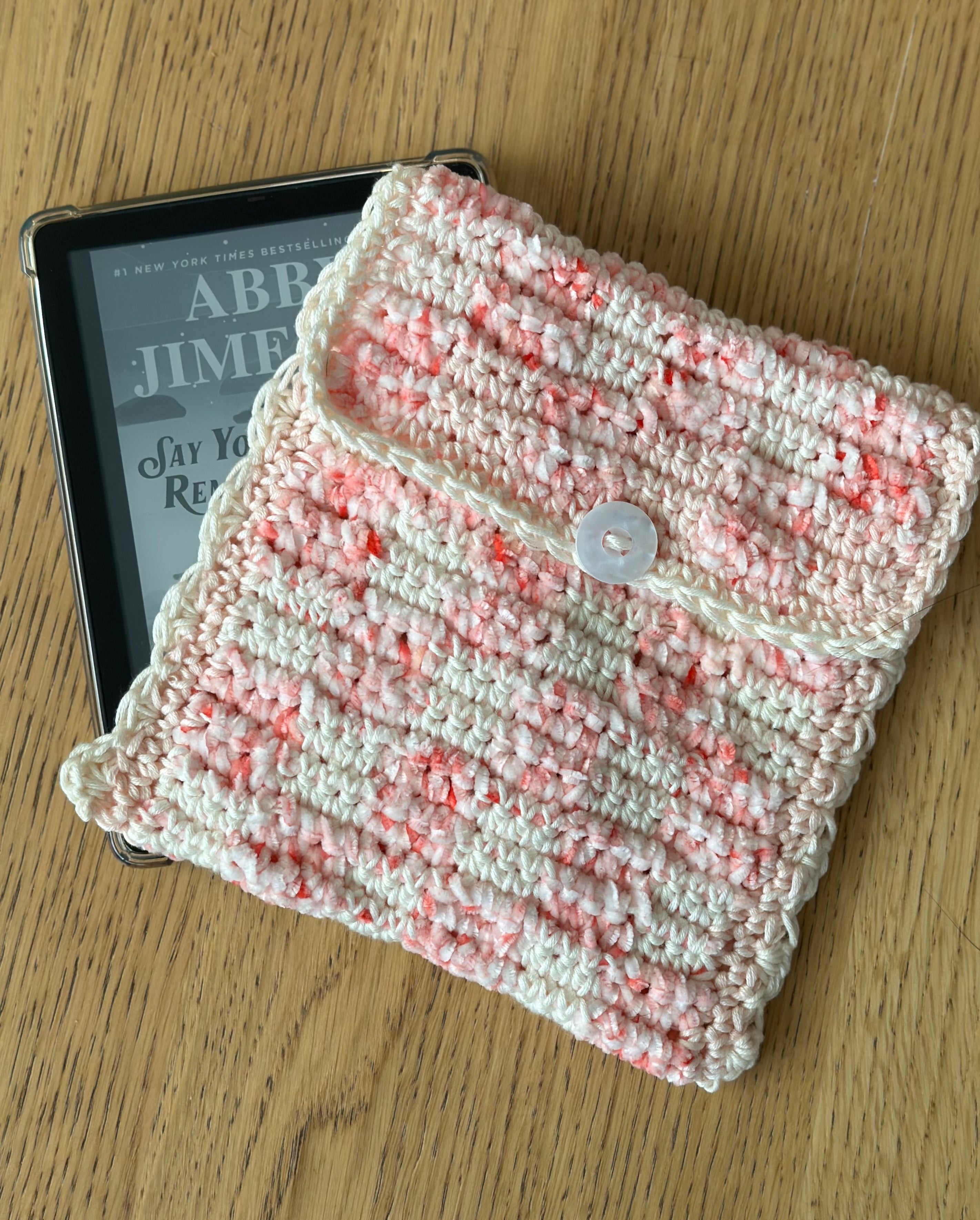 The Spring Court Crochet Kindle Sleeve