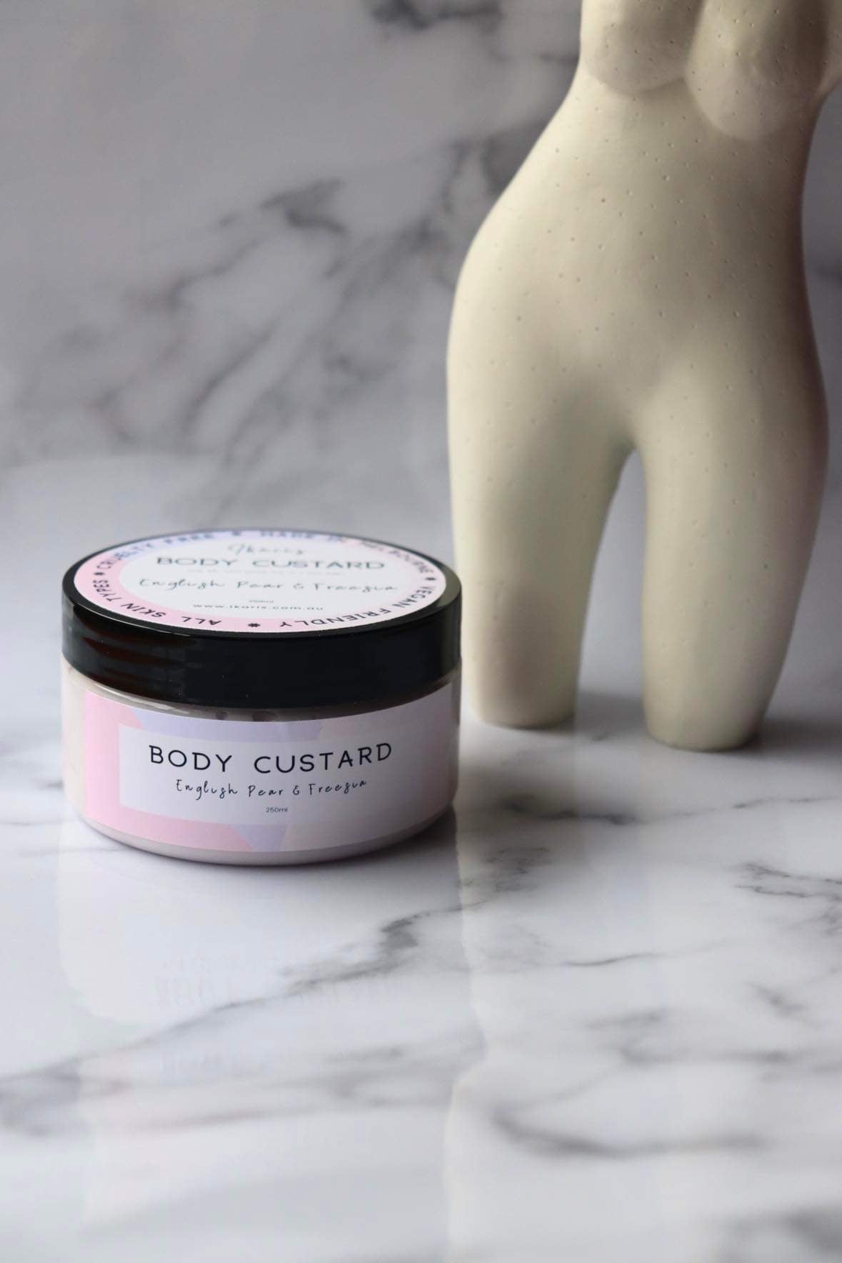 English Pear & Freesia Body Custard